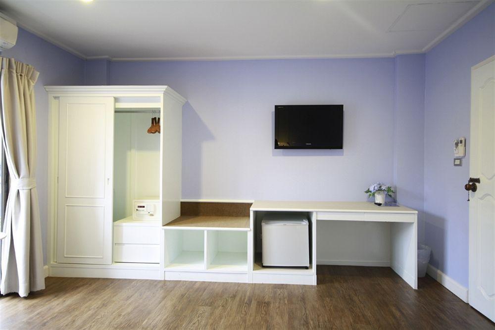 Alley Hotell