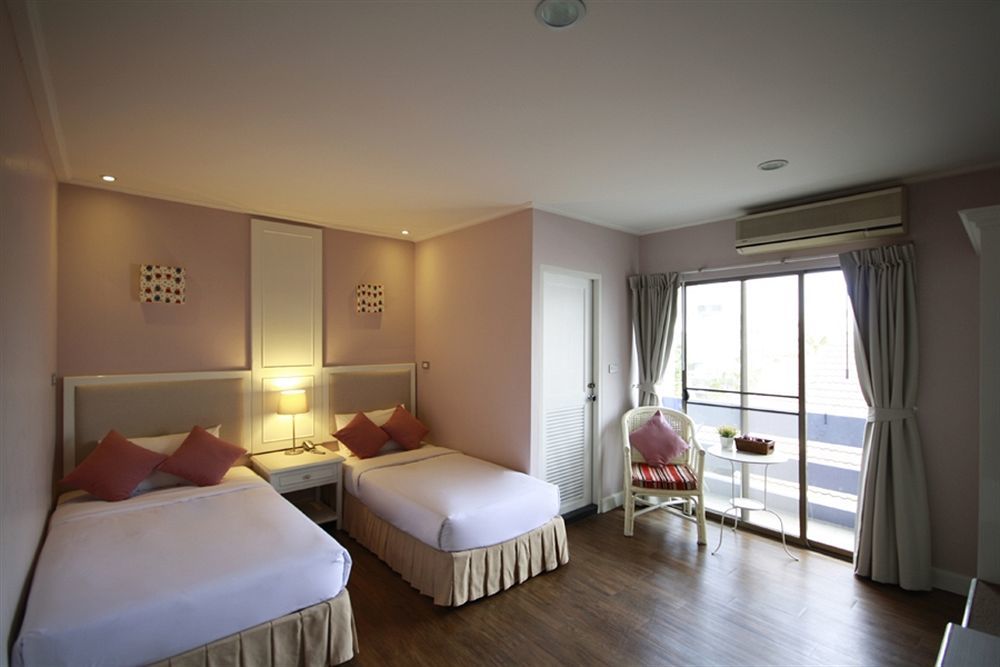 Alley Hotell