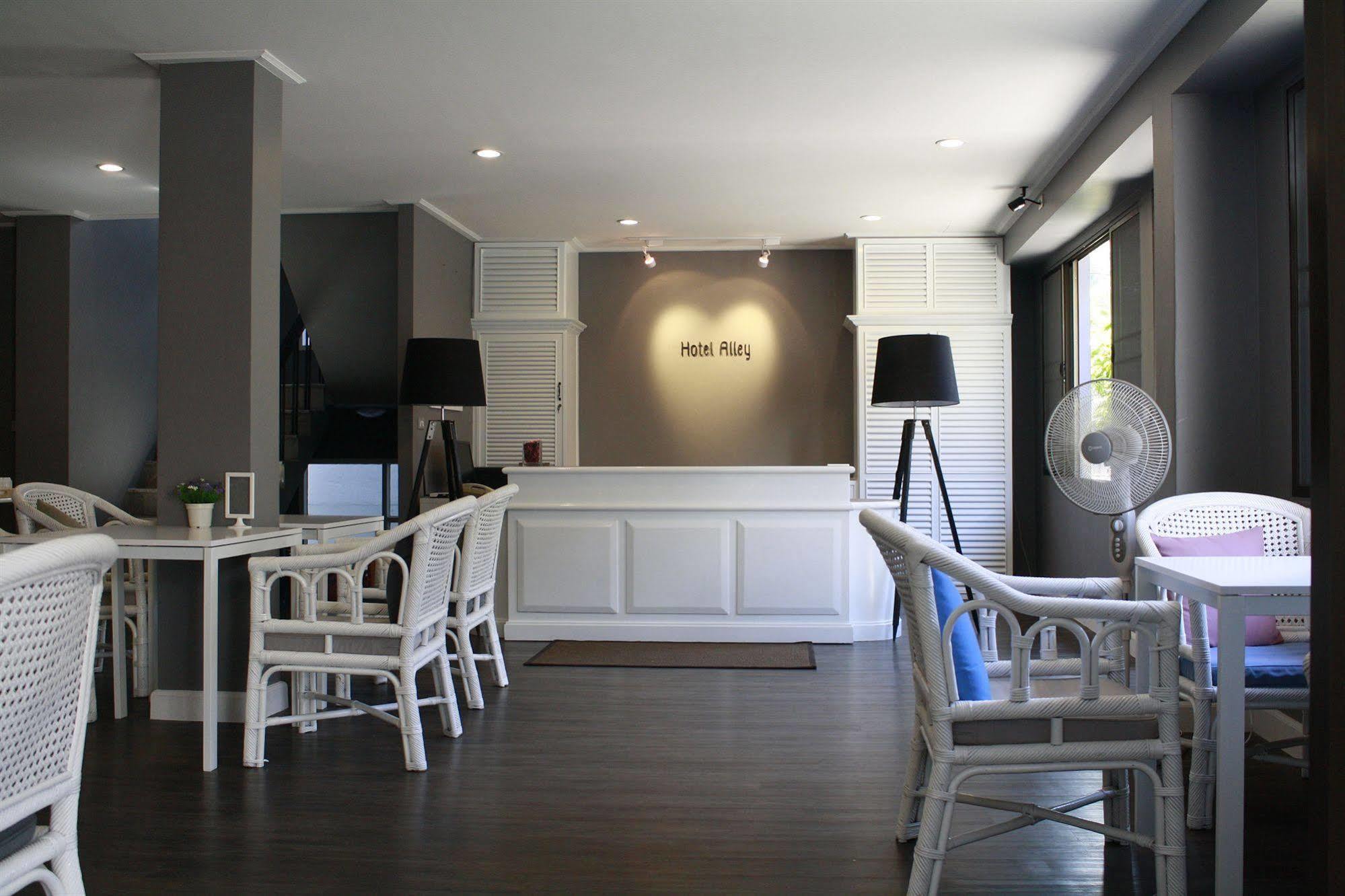 Alley Hotell